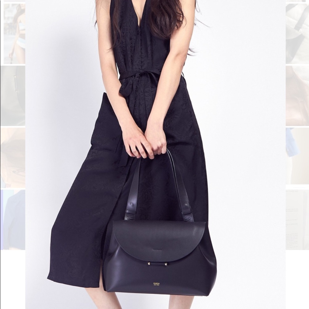 IMAGO-A Demi Lune bag